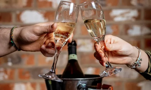 Hot Seats and Bubbly await