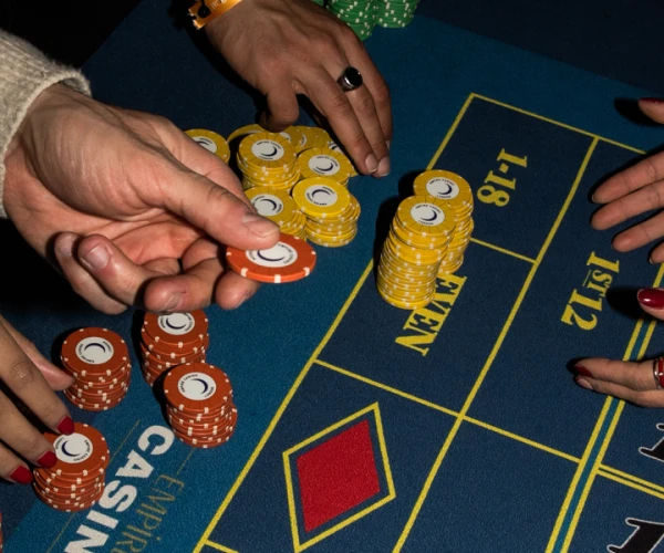 EMPIRE CASINO